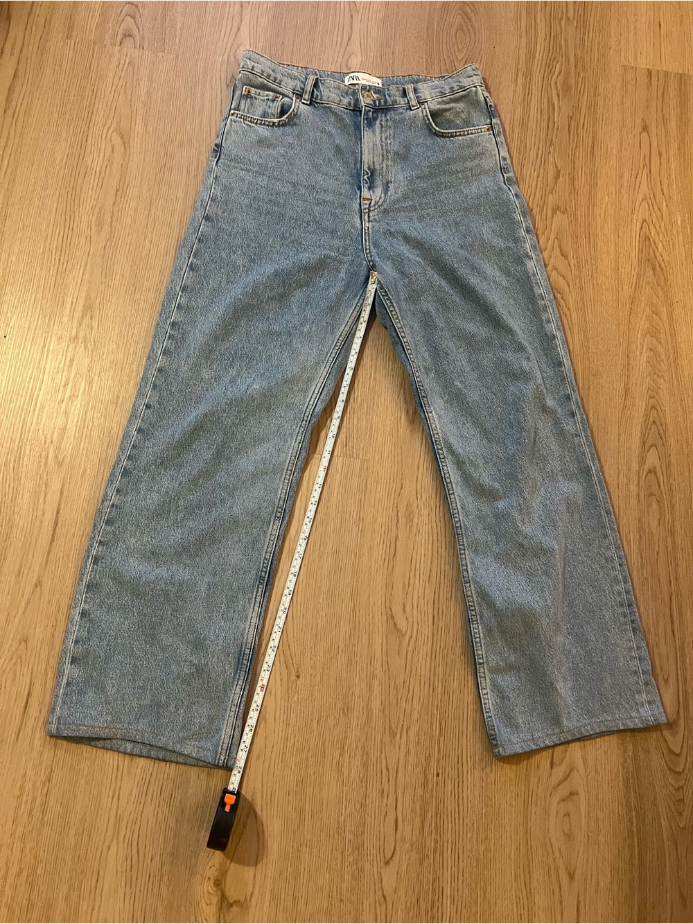 Zara Light Wash Wide Leg Denim Jeans — Women’s Size 8
